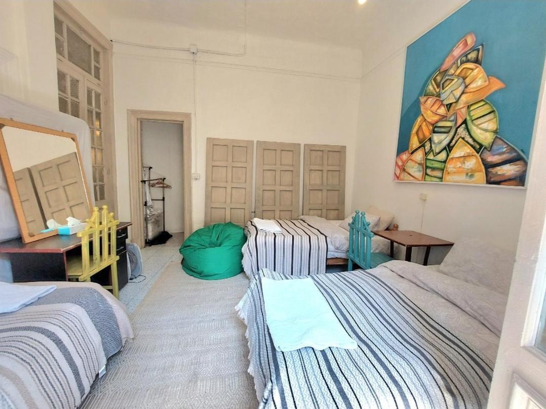 Arab Hostel, Welcoming All Solo And Groups Travellers But, Unmarried Couples Not Allowed 알렉산드리아 외부 사진