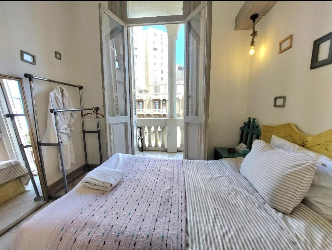 Arab Hostel, Welcoming All Solo And Groups Travellers But, Unmarried Couples Not Allowed 알렉산드리아 외부 사진